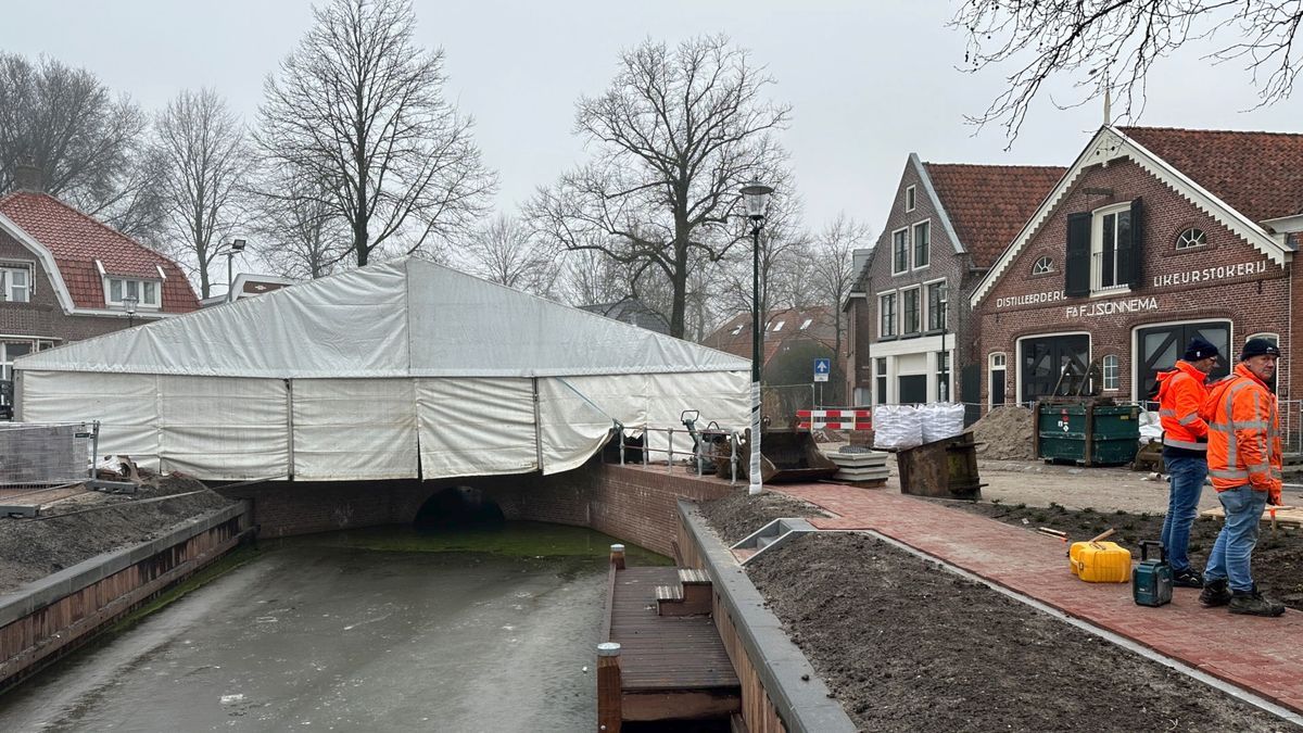 Werk in binnenstad Dokkum loopt vertraging op: is het voor Koningsdag af?