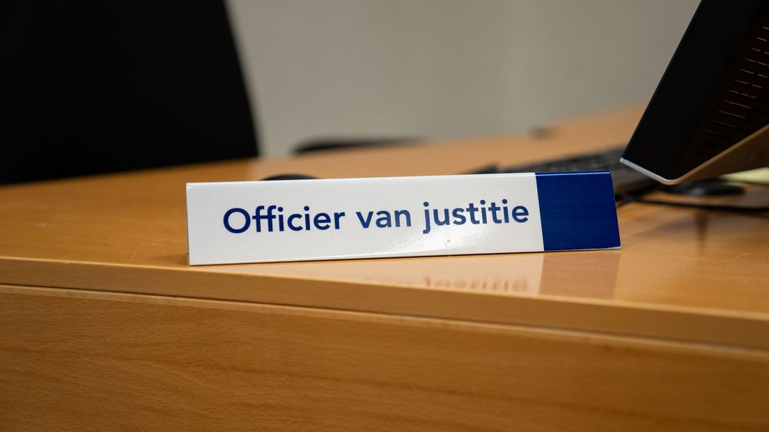 De officier van justitie eiste 180 uur werkstraf tegen de Rotterdammer (Rechten: RTV Drenthe / Kim Stellingwerf)