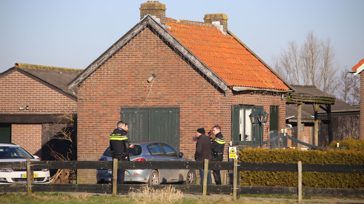 Vrouw opgepakt na vondst restafval drugslab in Hooglanderveen
