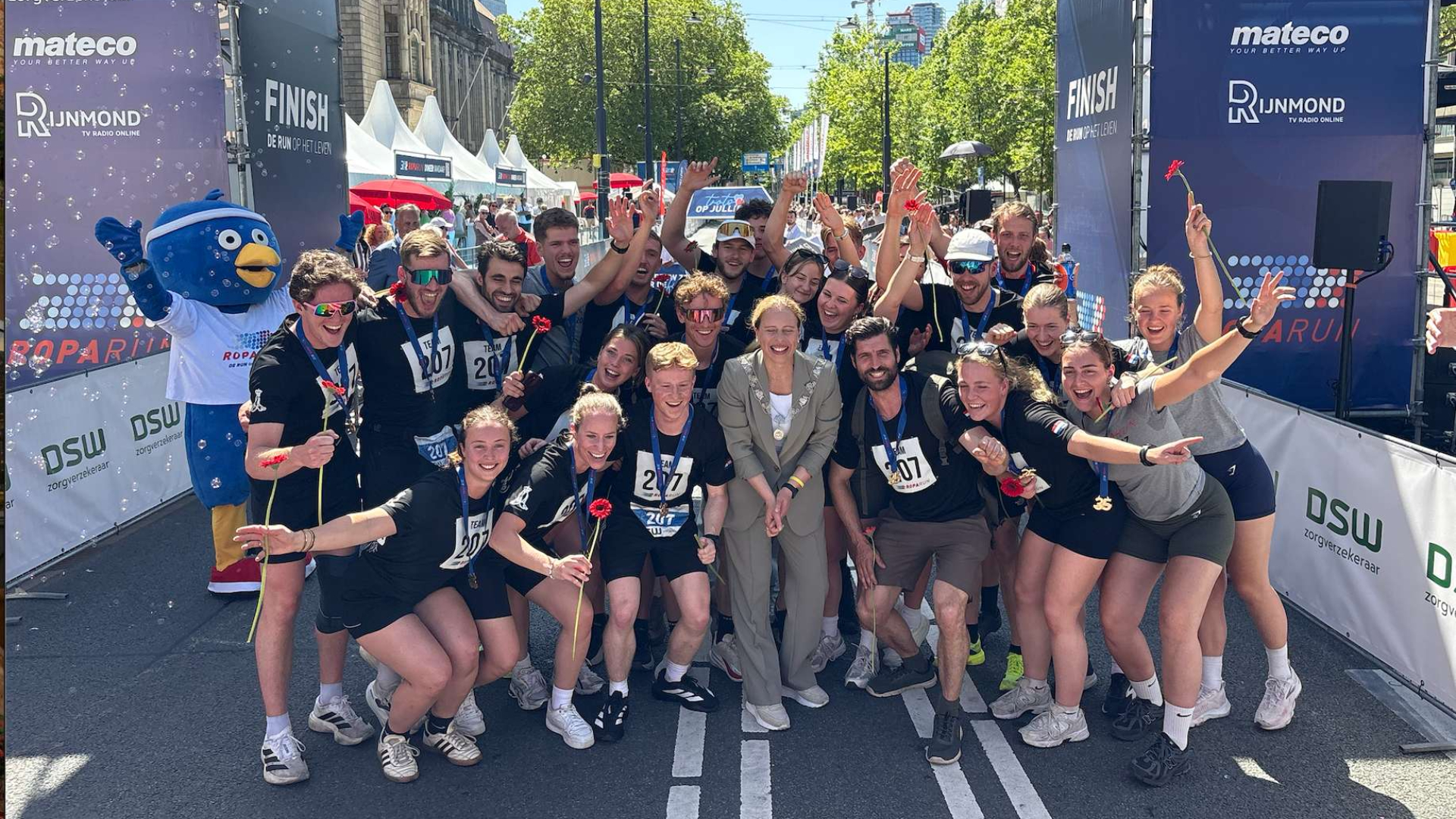 Een feestelijk onthaal voor Team 207
