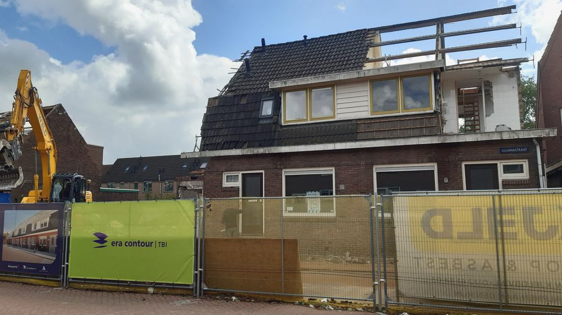 Het voormalige huis van Lisan tijdens de sloop