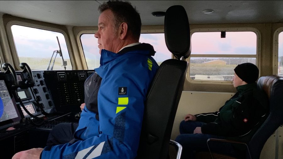 De skipper en Jens op de Zeehond