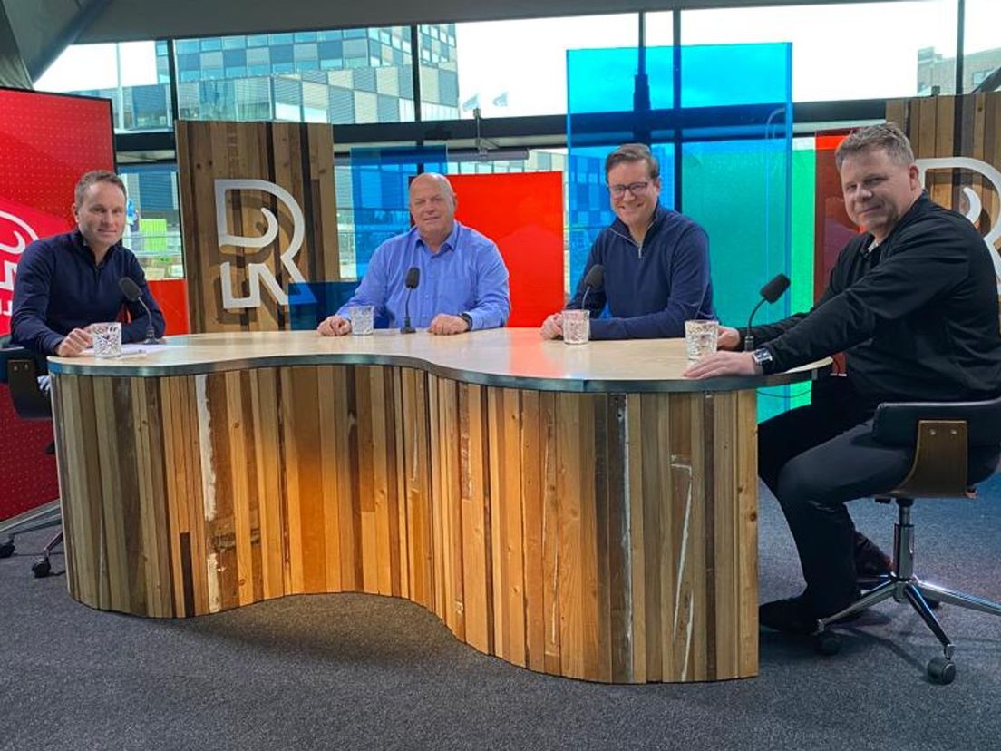 FC Rijnmond met van links naar rechts: Bart Nolles, Bas van Noortwijk, Dennis van Eersel en Harry van der Laan