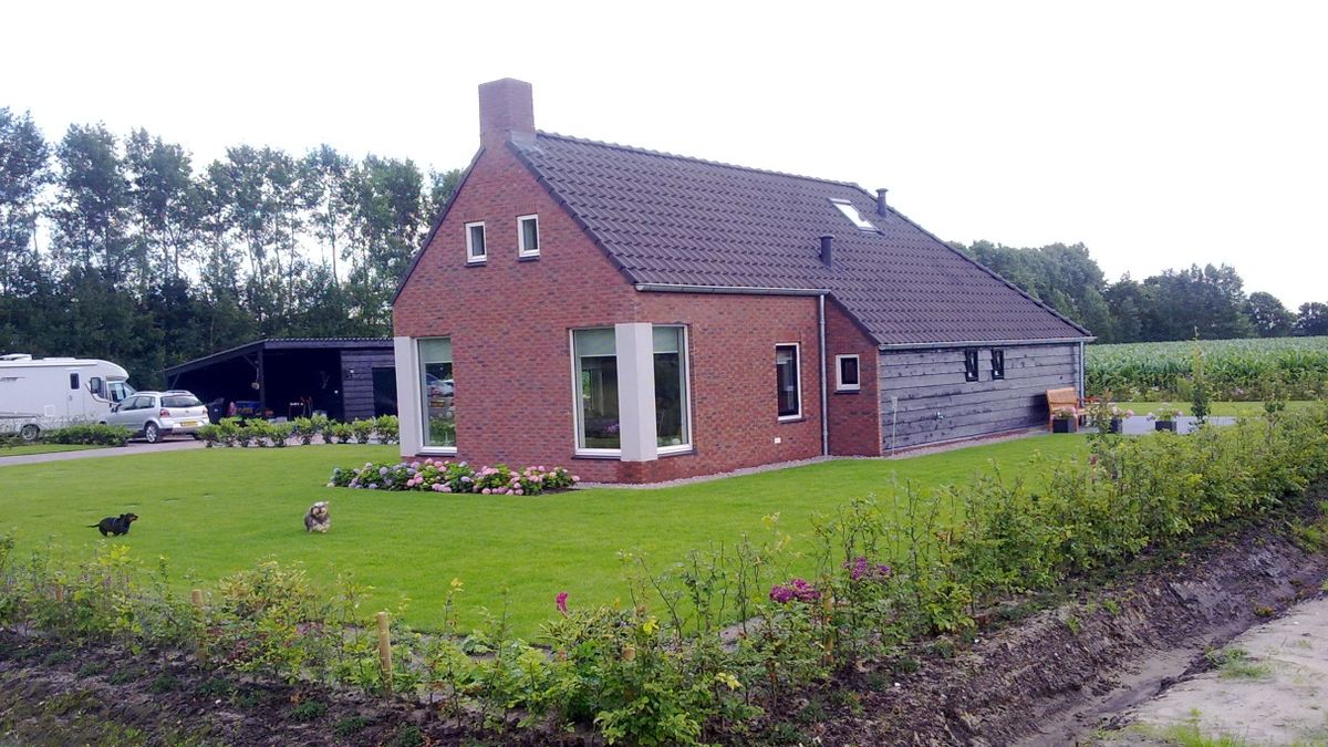 Bewoners betrekken koloniehuisjes Frederiksoord
