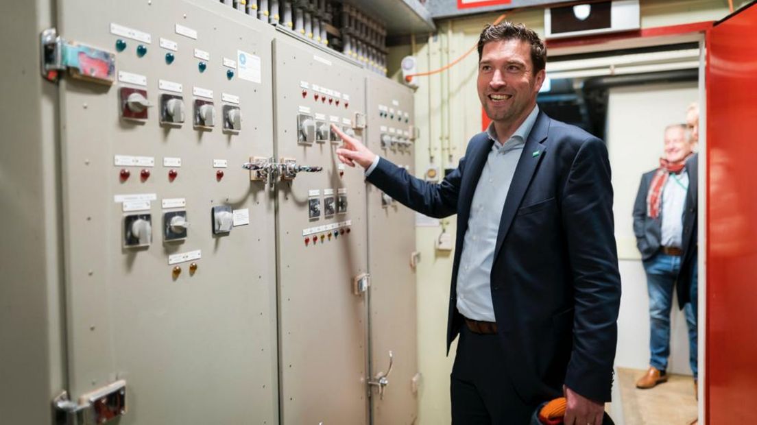 Wethouder Robert van Asten in de bunker