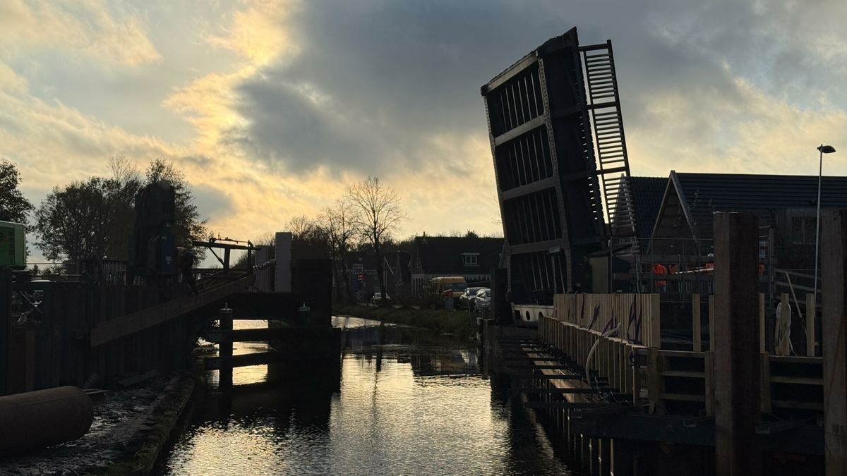 Omrijden: Norgerbrug (N373) vanaf vandaag half jaar dicht