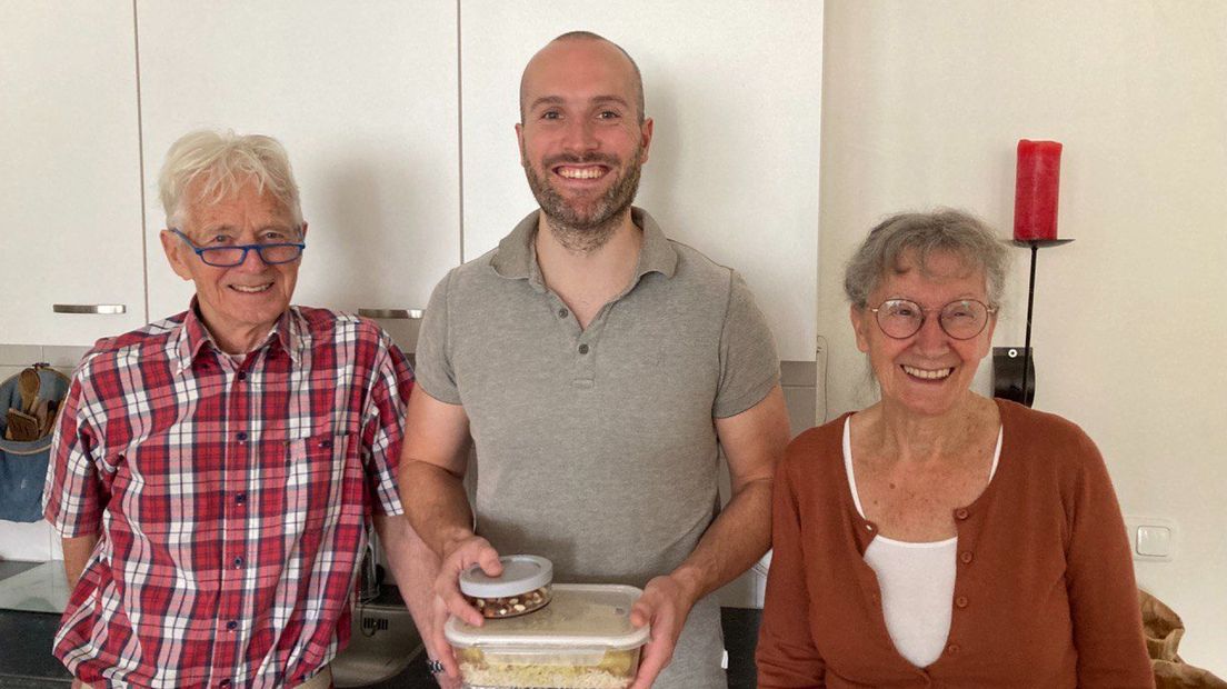 Thijs, Maarten, Keza en de Indiase maaltijd