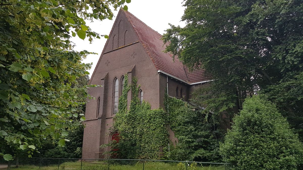 Wordt Drentse Veenkathedraal in Zwartemeer weer voorzien van vertrouwde kroon?