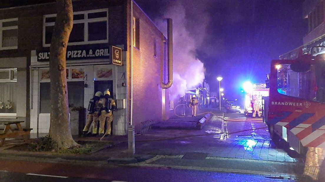 Pizzeria in Almelo in vlammen opgegaan