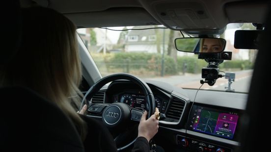 Rijscholen ervaren meer agressie tegen lesauto's: ‘Mensen halen in via de stoep’ Home