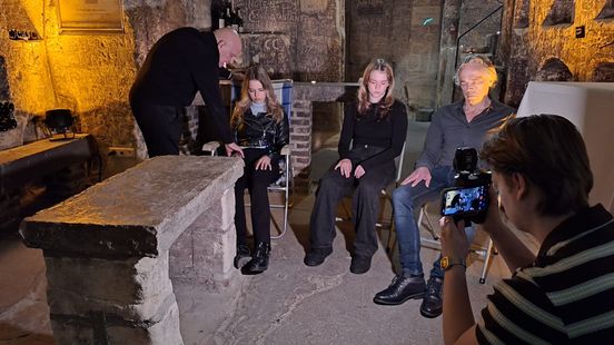 Bijzondere beroepen in beeld: Jos Claus is hypnotiseur Home