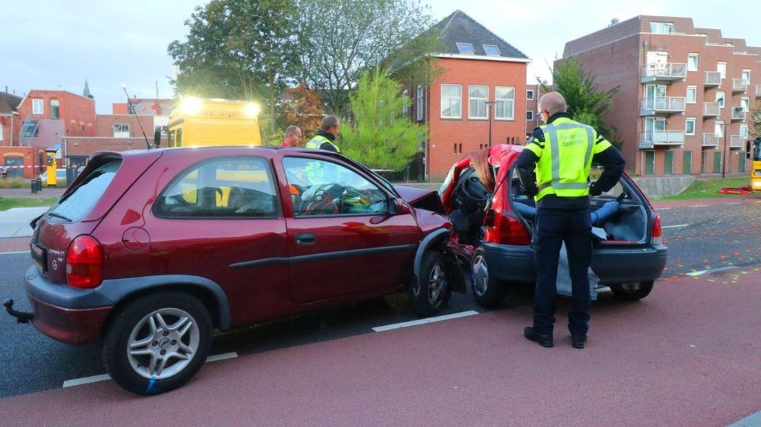 De politie onderzoekt het dodelijke ongeluk in Enschede