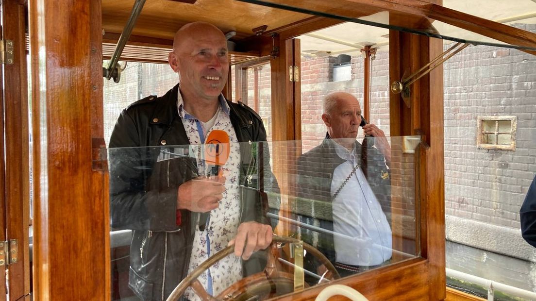 Derk Bosscher aan het roer van de PW17