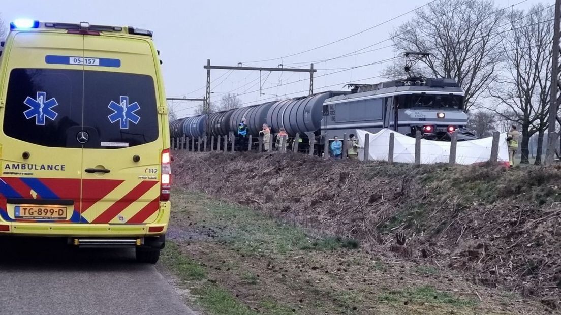 PVV wil haast maken met opheffen onbewaakte spoorwegovergangen