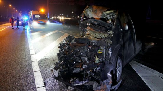 Zwartemeerder met drank op achter het stuur betrokken bij ongeluk op A28. Zwartemeerder met drank op achter het stuur betrokken bij ongeluk op A28.