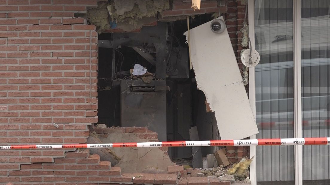Ravage na plofkraak in Nieuw-Dordrecht