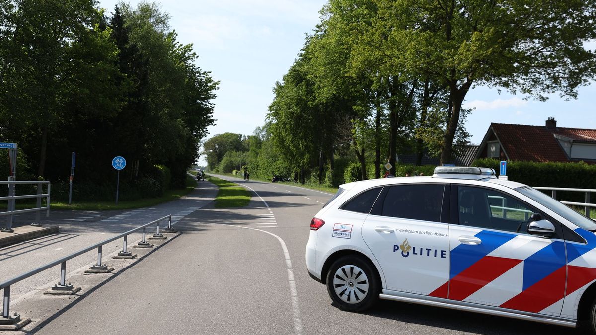 Automobilist na ongeval in Westerhaar-Vriezenveensewijk overleden