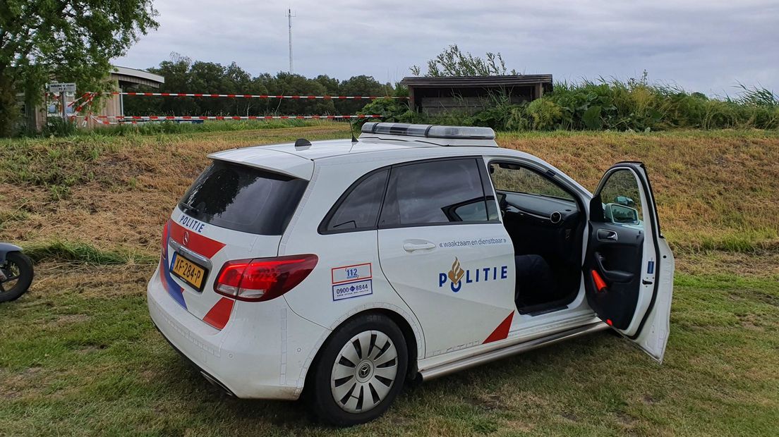 Magneetvisser vindt explosief vlak over de grens