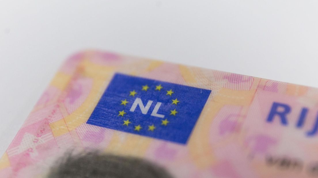 Zwollenaar rijdt veel te hard onder invloed van drugs en kan rijbewijs inleveren