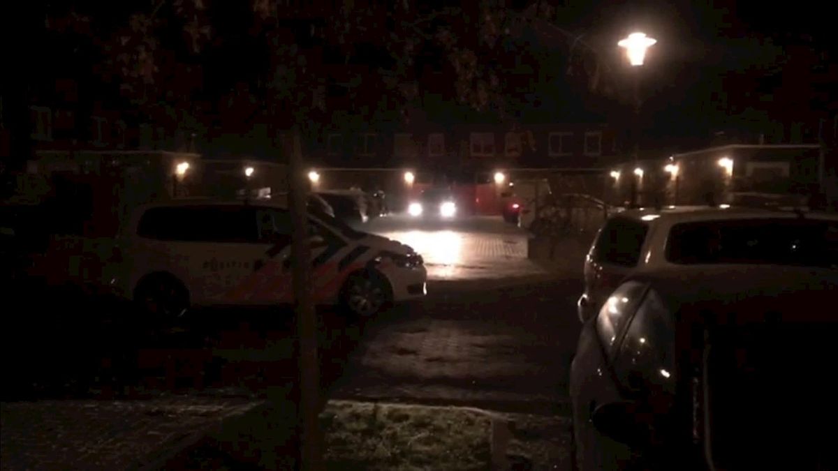 Politie onderzoekt 'aanslag' met vuurwerk op woning in Deventer