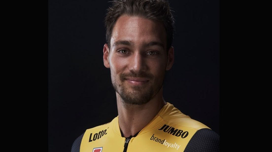 Kjeld Nuis wint de 500 meter in de B-groep in Erfurt (Rechten: LottoNL Jumbo)