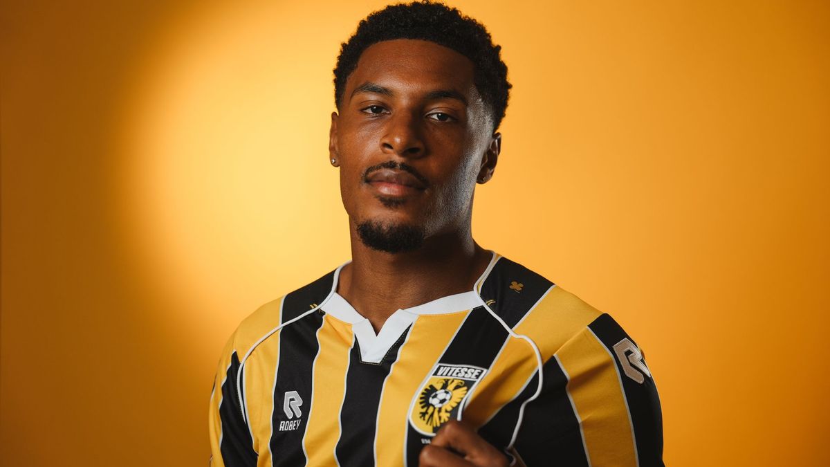Markelo (27) verlengt contract bij Vitesse