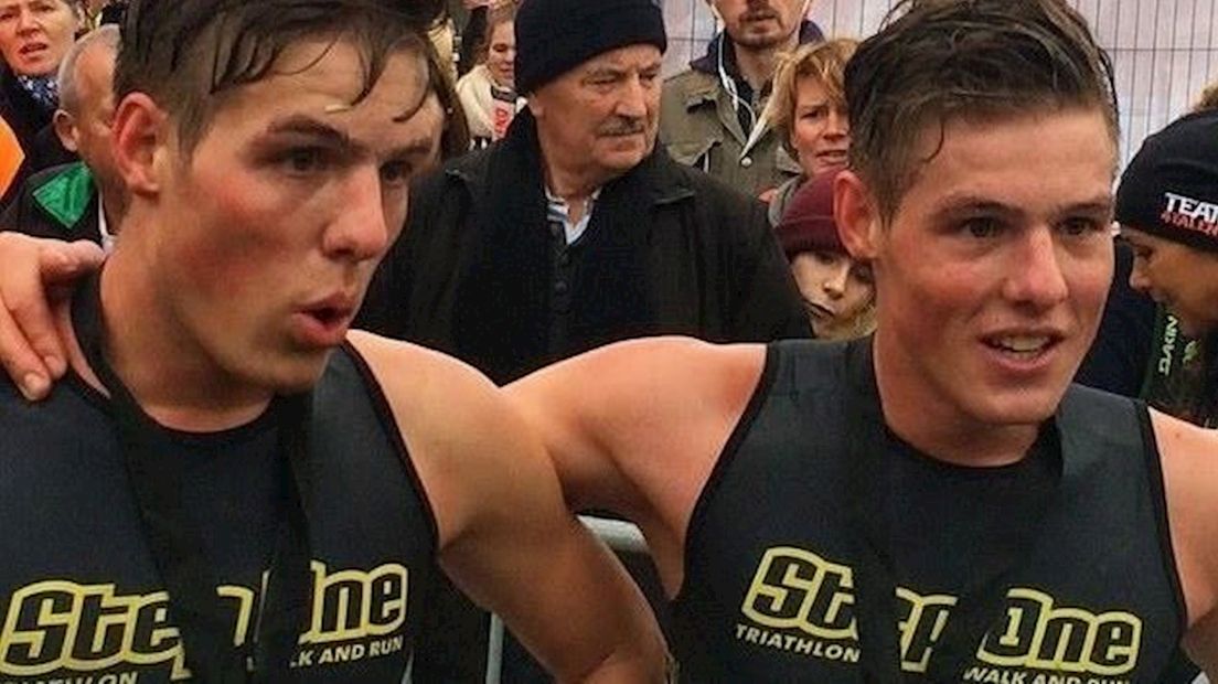 Mark Muller (rechts)