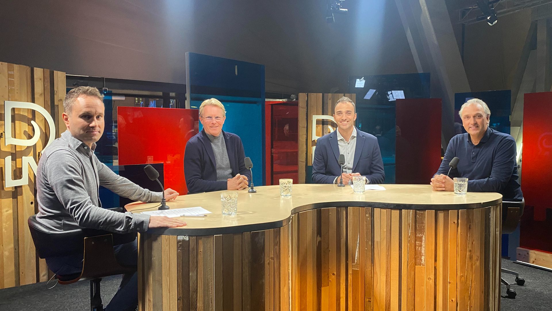 FC Rijnmond met van links naar rechts: Bart Nolles, Vincent Schildkamp, Dennis Kranenburg en Robert Maaskant