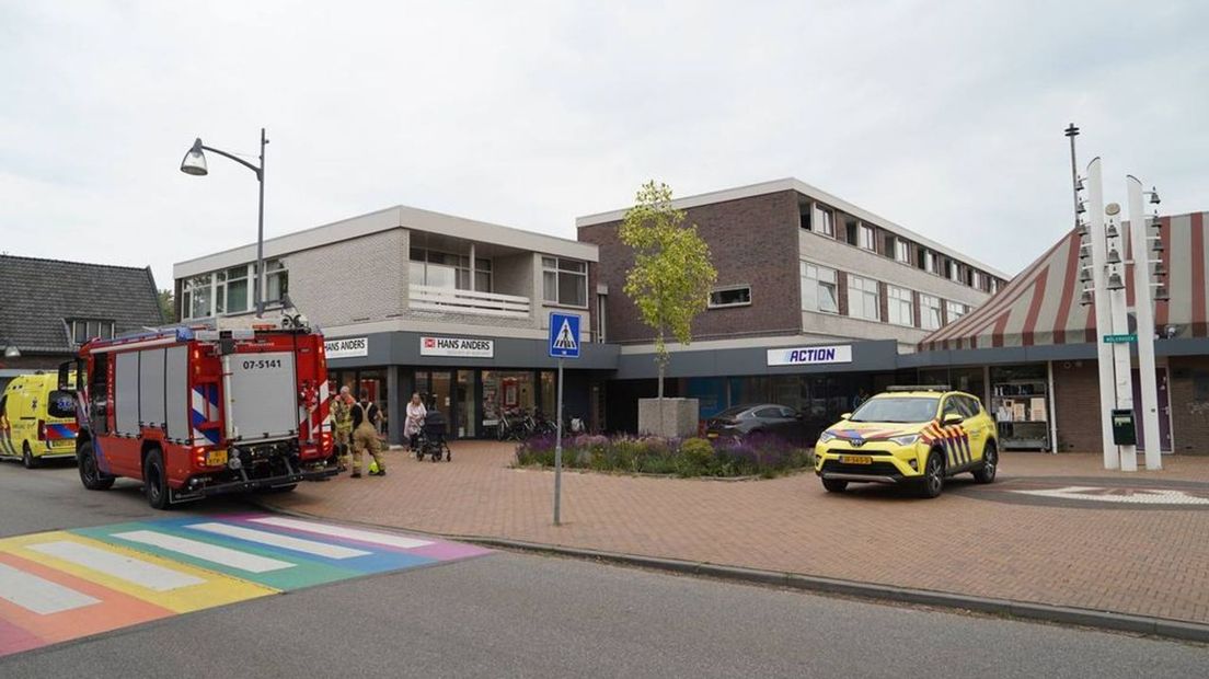 De situatie speelt bij het Callunaplein in Dieren.