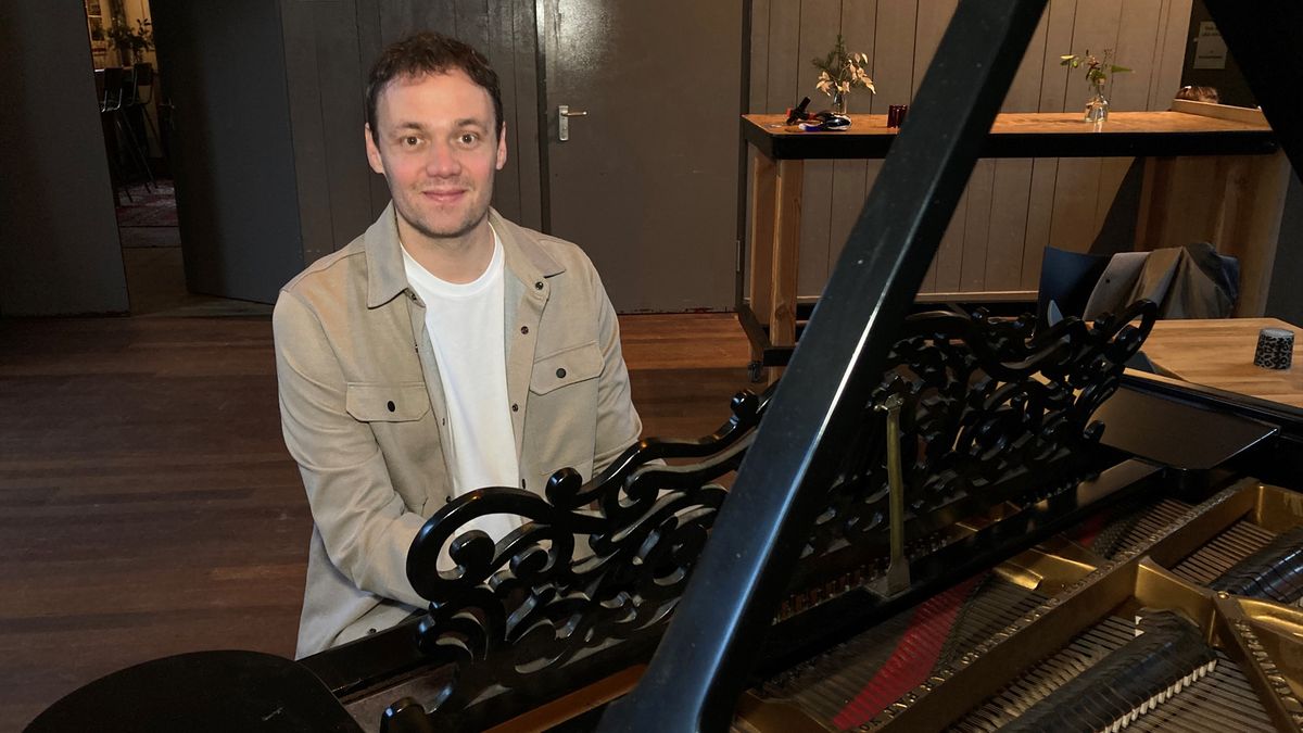 Bernd is pianist van de sterren maar maakt nu soloshow over Freddie Mercury