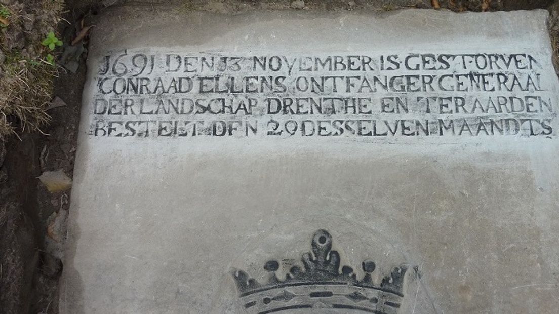 De tekst op de grafsteen van Coenraad Ellents (Rechten: Albert Hovius)