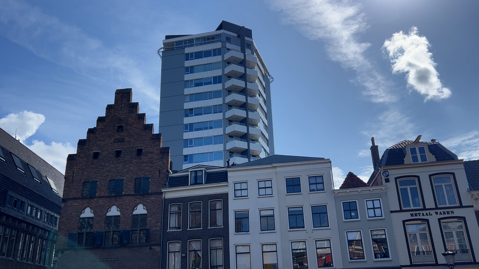 Neudeflat: Puist of parel?