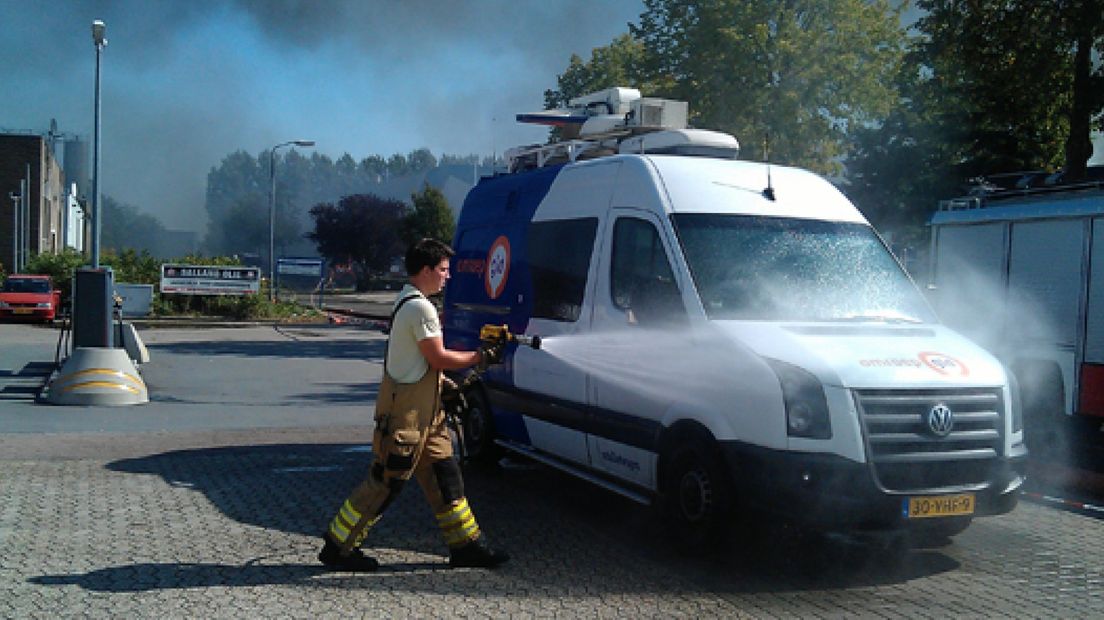 Bij de grote brand bij kunststofverwerker Promens in Zevenaar is vrijdagochtend asbest vrijgekomen.