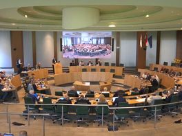 Ontspoord debat over hoe verder in de Drentse politiek