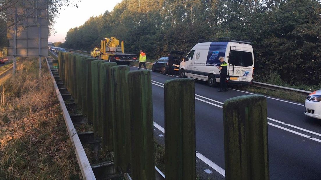 Auto en bestelbus op elkaar gebotst op de N36