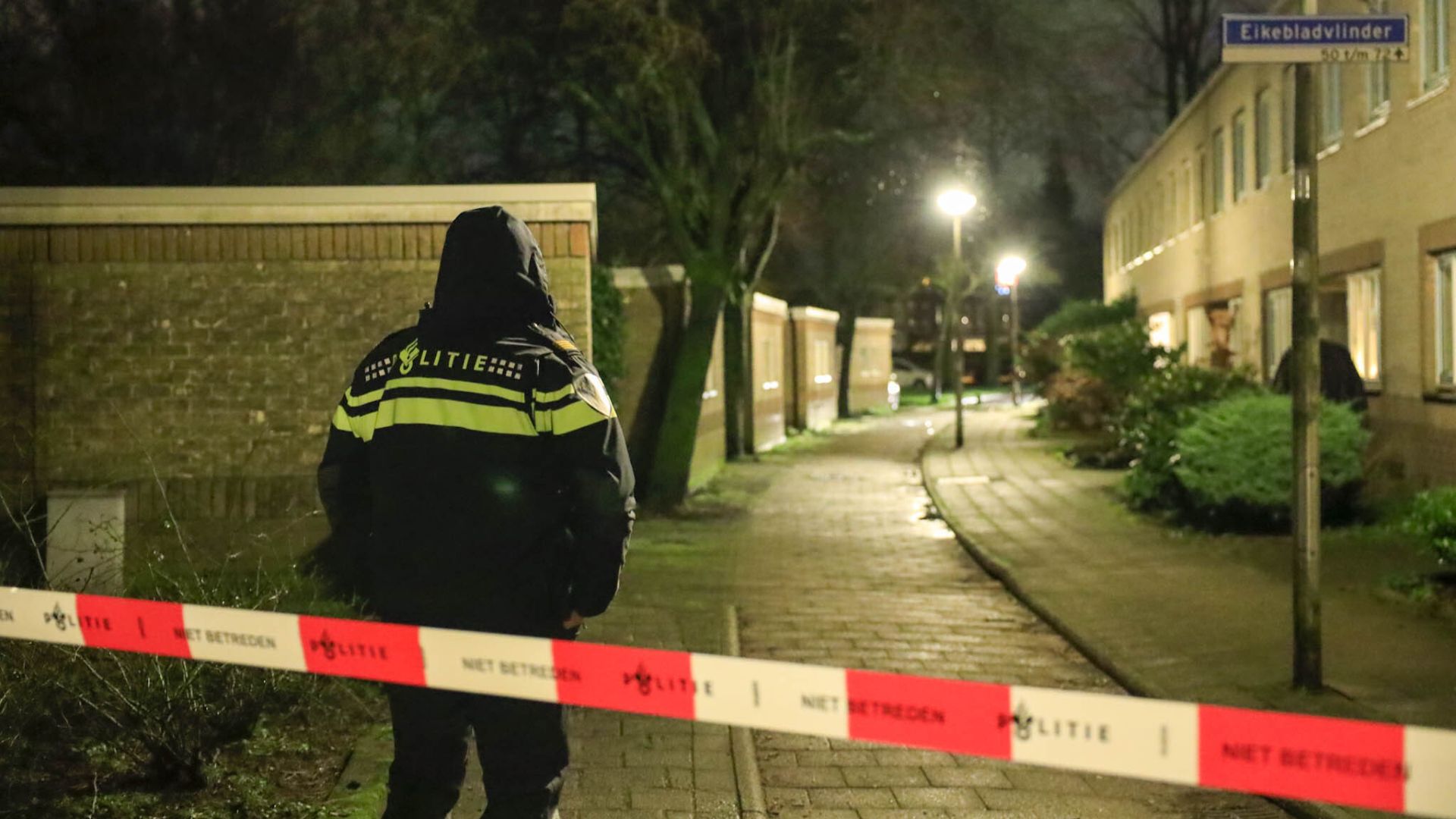 Arrestatieteam Valt Amersfoortse Woning Binnen Vanwege Dreigende ...