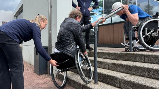 Roltrap, stoep of trap? Deze rolstoelers deinzen nergens meer voor terug Nieuws