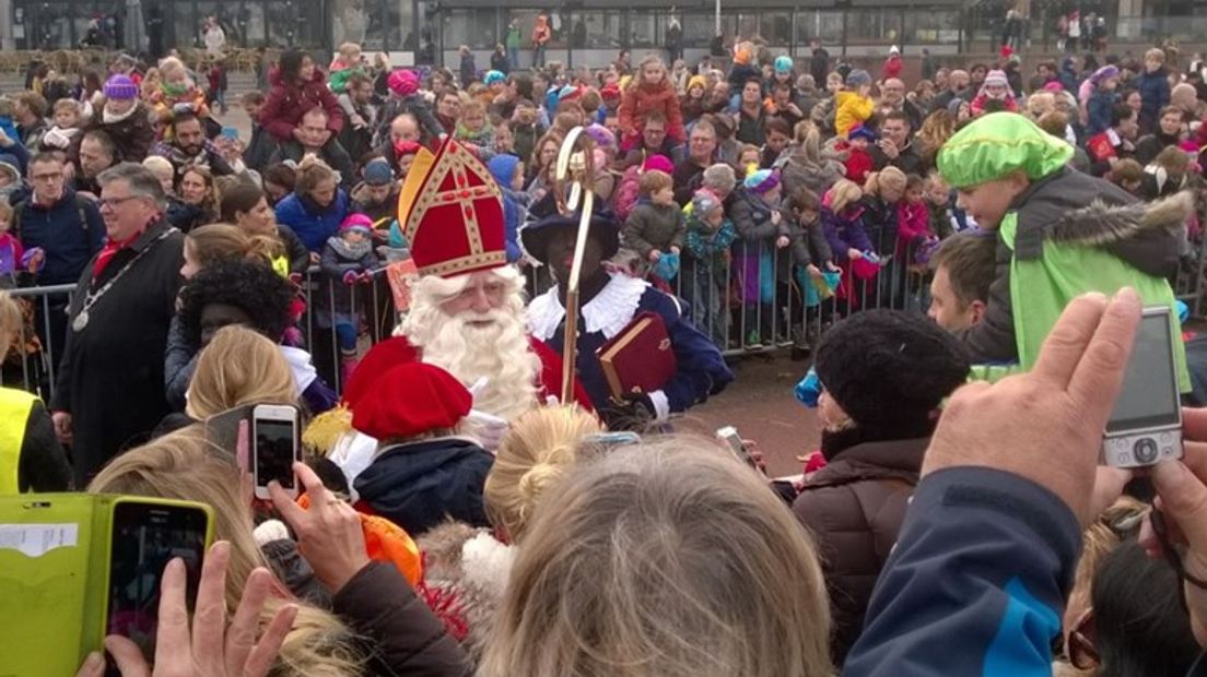 Sinterklaas kwam vorig jaar ook in Nijmegen aan wal.