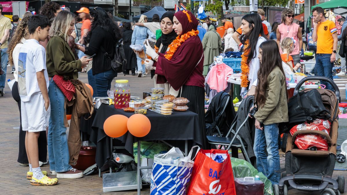 Den Haag maakt zich op voor koningsdag: dit is er te doen