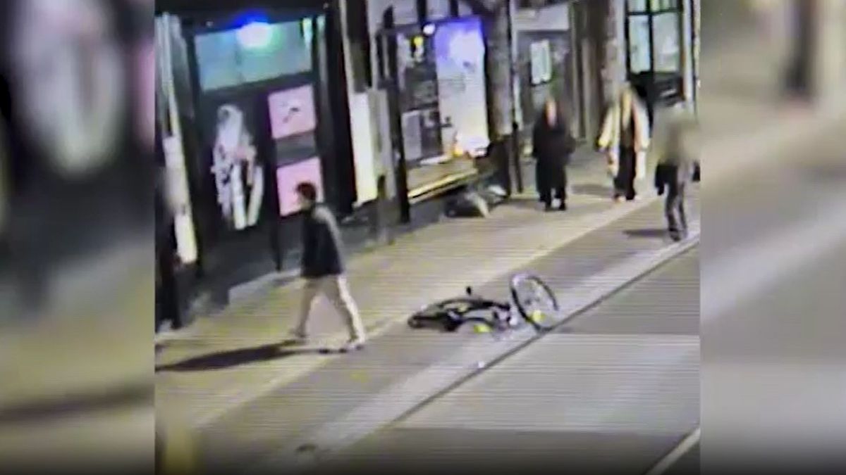 Man bewusteloos geslagen in centrum Utrecht, politie geeft beelden vrij