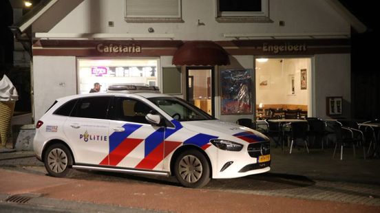 Gewapende overval bij snackbar, verdachte gevlucht