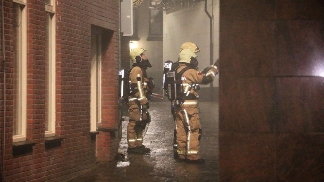 Veel rook komt vrij bij brand in Oldenzaal