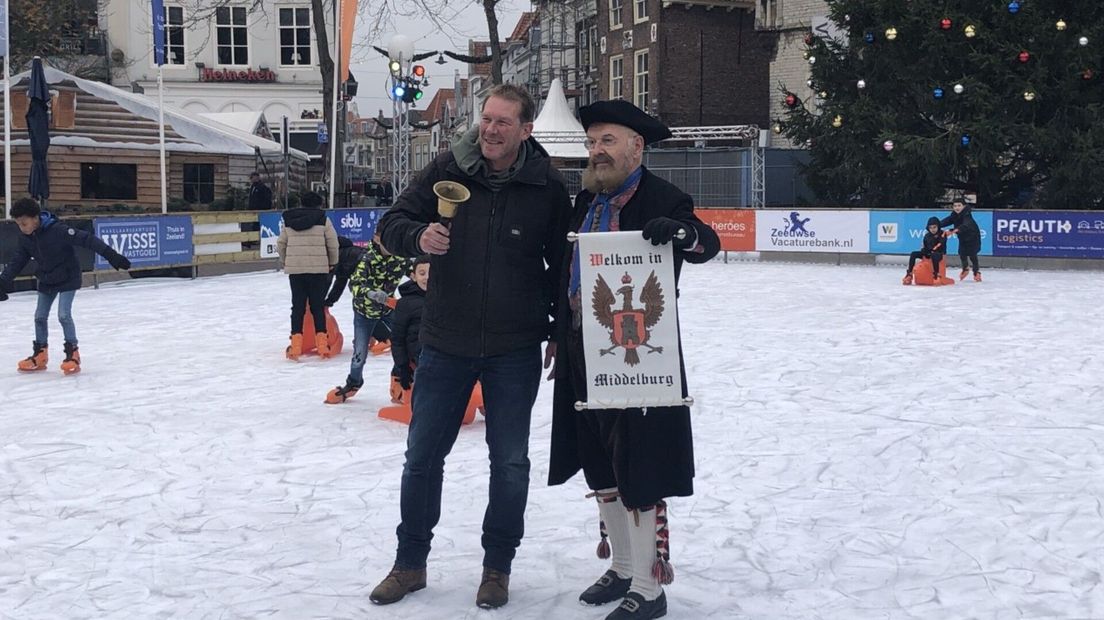 De schaatsbaan in Middelburg is geopend