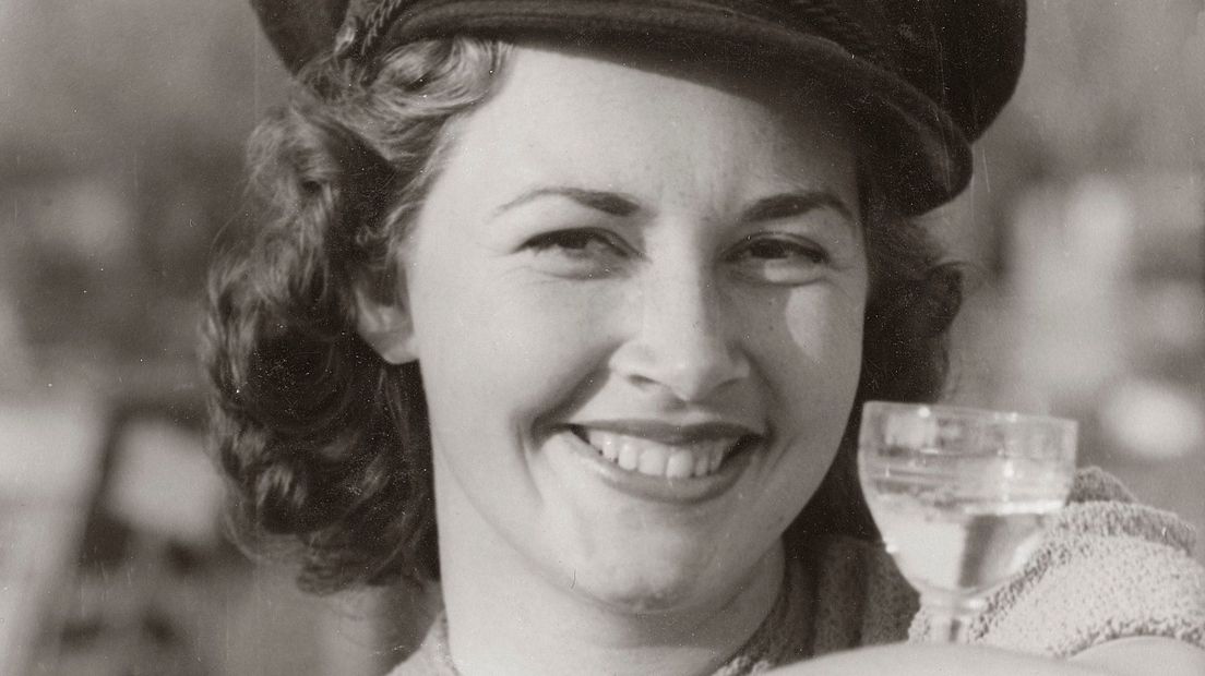 Sabine Zuur, augustus 1942 | Privéfoto