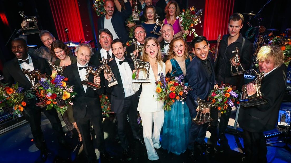 Alle winnaars met hun Gouden Kalf (Rechten: ANP/KIPPA/Levin den Boer en Paula van der Meeren