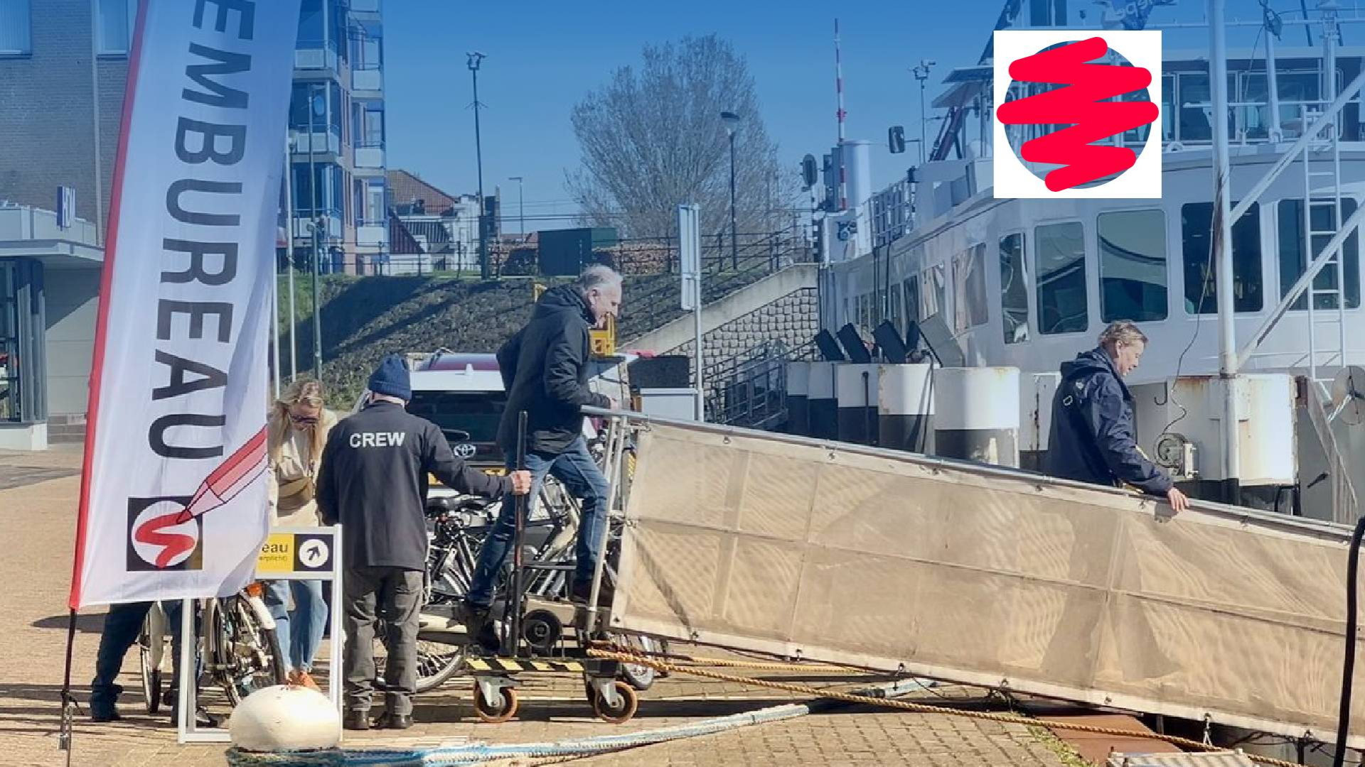 Op het historische schip de Elbe kan worden gestemd.