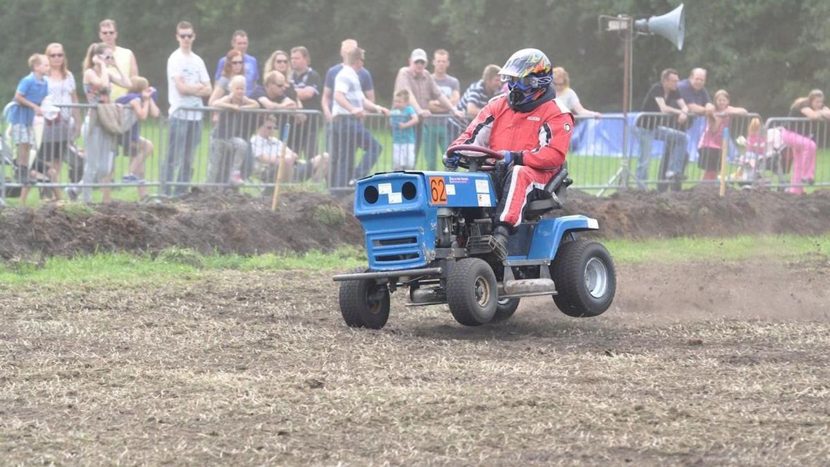Kampioen uit Witharen verdedigt titel op NK gazonmaaierracen
