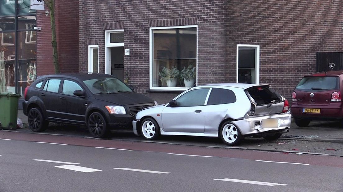 Geparkeerde auto's beschadigd in Enschede