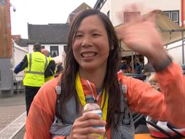 LIVE: Met kramp in de benen komt de laatste loper net op tijd over de finish bij Marathon Zeeuws-Vlaanderen