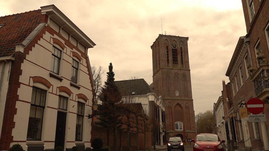 Over de koopzondag woedt in Elburg een principiële discussie.